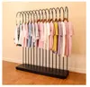 Tentoonstellingsrek Iron Art Clothing Racks Commerciële Meubel Kleding Display Plank in Floor Fashion Store Hanger