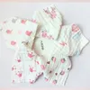 8 lager baby nyfödda ins utskrift bibs spädbarn triangel scarf småbarn muslin bomull bandana burp tyg 30 färger c4834