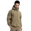 Giacca di marca di moda V5 .0 Giacca tattica militare da uomo Lurker Shark Skin Cool Soft Shell Impermeabile antivento Giacca a vento da uomo