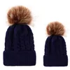 2pcs föräldrars barn hatt varmare, mor älskling dotter / son vinter varm stickad hatt familj virka beanie skidlock