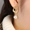Natural Freshwater Pearl Anhänger Tropfen Ohrringe für Frauen Geometrische unregelmäßige asymmetrische Goldmode Za Juwely weibliche Geschenk 7658700