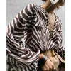 Zebra Stripe Impresso Blusas Mulheres Moda Bell Manga Longa Camisas Elegante V Pescoço Tops Balão Blusa CL01