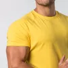 alphalete夏の新しい男性ジムTシャツフィットネスボディービルのスリムシャツファッションレジャー半袖コットンティートップスT200516