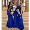 Royal Blue Satin Sheer Neck V-Neck Bridesmaid Dresses Plus Storlek För Afrikansk Bröllop Land Mermaid Backless Dresses Evening Wear Prom