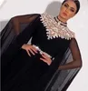 2018 Black Bling A-Line Suknie Wieczorowe Z Długim Cape Wysokiej Neck Rhinestone Długość podłogi Plus Size Custom Made Sash SHIFFON SMORNS