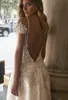 Sexig lår slitsklänningar ren juvelhals en linje spets brudklänningar med paljetter rygglös plus size vestidos de noiva bröllopsklänning 0505