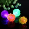 1pc luz piscando filhote de cachorro gato animal de estimação ouriço bola de borracha sino som bola diversão jogar brinquedo led luz estridente mastigar balls282m