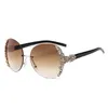 Elegante und modische randlose Sonnenbrille für Frauen, Strass-Inlay, runde Sonnenbrille, 7 Farben, Großhandel