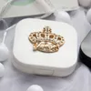 Andra modetillbehör 1pc Box Travel Portable Case Kit Rhinestone Crown Storage