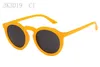 Occhiali da sole per le donne di lusso del progettista Sunglass Trendy modo delle donne Sunglases Vintage Occhiali da Sole nuove signore di stile degli occhiali da sole 3K3D19