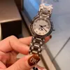 نساء ساعات الكوارتز حركة 30.5mm 316L Watchcase حزام جلد مقاوم للماء المعصم النساء هدية حزب