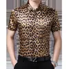 Mäns Casual Shirts Leopard Print Mens 2021 Fashion Silk Men Button Down Summer Plus Size Clothing Social Club Party Dress