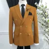 Alta Qualidade trespassado Brown Noivo Smoking pico lapela Groomsmen Mens ternos de casamento / Prom / Jantar Blazer (jaqueta + calça + gravata) K390