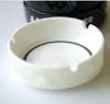 New Ceramics Ashtray com moda clássica de cinza redondo de branco e preto VIP Presente