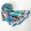 Twill Sidenscarf Kvinnor Spanien Stora sjalar Retrotryck Stoles Fyrkantig Bandana Mode Sjal Kvinna Foulard 130CM*130CM