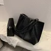 Designer-2019 femmes Messenger sac nouvelle mode sac à bandoulière en cuir PU Composite Messenger sac décontracté vieille dame sacs à main taoyuan / 7