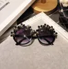 Partihandel-designer solglasögon unik blomma rund solglasögon kvinnor rhinestone strand glasögon mode tillbehör för sommargåva tidsgräns