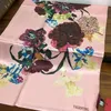 Totalmente novo de alta qualidade 100 material de seda cor rosa impressão flores padrão dupla camada design lenços longos para mulher tamanho 193354290