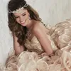 2020 Luxueux Champagne Broderie Cristaux Robe De Bal Robes De Quinceanera Longueur De Plancher Robes De 15 Anos Doux 16 Robes8168506