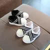 Hot Selling 2 Colors Black White Baby Shoes Toddler Baby Boys Girls Breathable Soft Bottom Infant Canvas Shoes First Walkers
