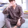 2020 Pajama 남자 봄 가을 긴 소매 얼음 실크 나이트웨어 정장 남성 청소년 얇은 대형 잠옷 순수한 컬러 홈 드레스