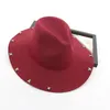 شعرت صوف كبير برمي فيدورا موسيقى الجاز قبعات مسامير ديكور النساء رجال بنما على غرار Trilby Party Cowboy Cap للجنسين مقامر Hat272a