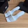 Europ Lüks Slayt Yaz Moda Geniş Düz Kaygan Kalın Sandalet Terlik Erkek Kadın Tasarımcı Ayakkabı Su matkap d Perçin