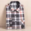 2020 New Mäns Plaid Flannel Shirt Plus Storlek 5XL 6XL Mjuk Bekväm Spring Male Slim Fit Business Casual Långärmad T-shirts