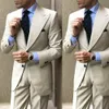 ライトカーキ男性スーツワイドピークラペル正式なオフィスパーティー新郎Tuxedos 2個結婚式カスタムメイドブレザースーツ（ジャケット+パンツ）