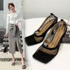 Neue Vintage Karree Stretch Pumpen Frauen Gold Kette High Heels Schuhe Frauen Air Mesh Designer frauen Schuhe Kostenloser Versand