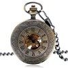 Vintage klasyczny brązowy mechaniczny zegarek kieszonkowy z naciągiem kieszonkowym Hollow Out Case męski zegarek damski z łańcuszkiem do zawieszania