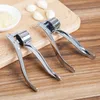 Wholesale Stainless Steel Garlic crush Pressing device Grade Hand Presser Crusher Ginger Squeezer Slicer Masher Ginger Kitchen Tool