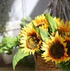 Simulerade Sunflower Faux Floral Bunches Of False Flowers Bröllop Handkerchiefs Med Silk Blomma Hem Inredning Dekoration