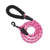 Nieuwe huisdierbenodigdheden haak circulaire touw hond tractie touw met veilige reflecterende licht hondenketting hond nylon riem geschikt voor middelgrote / grote honden