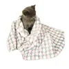 ペットブランケットケネルズかわいい足の足プリント犬の毛布柔らかいフランネル寝ているマット子犬キャット暖かいベッドカバー睡眠パッドYFA2025