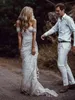 Vintage Crochet Lace Mermaid Bröllopsklänningar 2019 Off Shoulder Cotton Applique Trumpet Beach Bohemian Country Bridal Gowns Rue de Seine