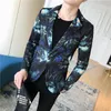 2020 Mężczyzna garnitur Blazer Flower Gold Print Party Festival Wedding Festival Stylowe marynarki dla mężczyzn Costium Stage Singers Slim Fit Jacket