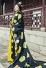 Femmes vêtements anciens Studio thème photographique Costume impératrice princesse Tang dynastie royale exécutant une longue robe broderie Suzhou