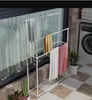 Enkla handdukshängare bad inomhus tyg rack järnkonst golv hylla metall kläder kombination