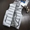 Gilet da uomo nuovo alla moda 2019 autunno inverno caldo giacca senza maniche gilet militare gilet da uomo moda cappotti casual Colete Masculin259J