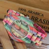 Uomo Donna Moda colorato legno di bambù orologio al quarzo analogico fatto a mano braccialetto di legno pieno orologi da polso di lusso regali per gli amanti SH192582