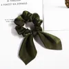 Högkvalitativ leverantör söt silke satin ren båge för hår tillbehör mjuka kvinnor hår slipsar scarf scrunchies