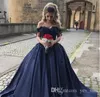 2020 Navy Blue Quinceanera Robes Robe de bal sur l'épaule 3D Flower Lace Appliques Balay Sweed Train Satin Corset Prom Evening GO280Q