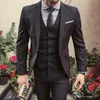 Svart Slim Fit Men Sutis 2019 Notched Lapel Groom Tuxedos För Bröllopsfest Tre Stycke Senaste Design Jacka Coat Pants Blazer