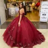 Fantastisk pärlkulklänning quinceanera klänningar från axelhalsens paljett klänningar 3D Appliced ​​Tulle Sweet 15 Dress 407