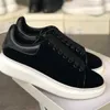 2020 Moda Donna Uomo Platform Shoes Real Leather Lace-up Sole Sneakers Oversize Sneakers Real Pelle Pelle Piattaforma Scarpe con scatola