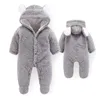 Hiver Bébé Vêtements Solide Bébé Filles À Capuche Barboteuses Chaud Infant Garçon Combinaisons Mignon Toddler Outwear Noël Bébé Vêtements 4 Couleurs DW4158