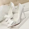 ZHENZHOU Pumps 2019 Modenschau süßer Bogen High Heels Stiletto High Heel flacher Mund spitze Seite Hohlschuhe Damen