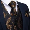 2020 جديد أزياء الرجال دعوى سترة الذهب بيزلي الأسود الحرير صدرية أكمام الأعمال الرسمية سترة اللباس سترات للرجال ديبو