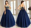 2020 Granatowy Blue Zroszony Formalna sukienka Evening Scoop Sheer Cap Rękaw Corset Powrót Prom Dresses Vestidos de Quinceanera Rates de Soirée